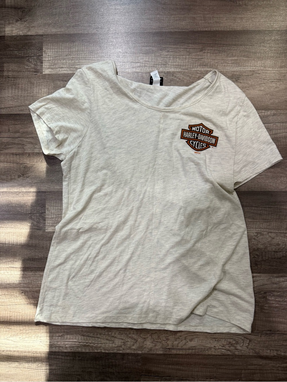 Harley-Davidson Cream T-Shirt with Orange and Black Bar & Shield Logo
